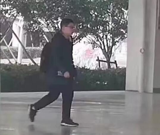 121555u4b2j24mg7ujz2qa.jpg