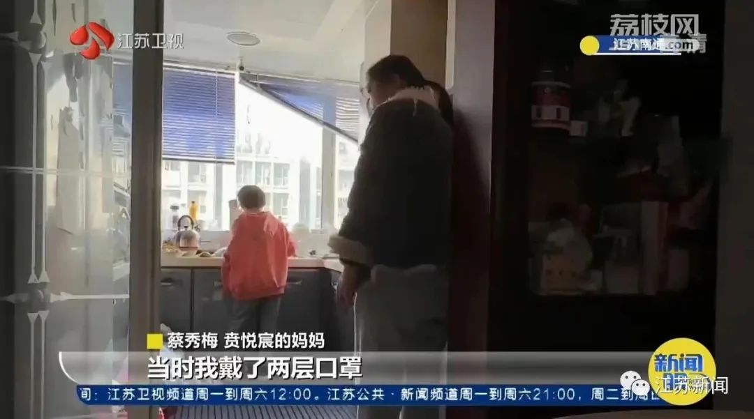 8岁独臂男孩花式投喂病倒家人！妈妈：我一定是上辈子拯救了银河系