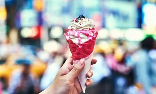 【晚八点红包】炎炎夏日，冰糕卖几块你觉得比较合理！炎炎夏日，冰糕卖几块你觉得比较... ... ...